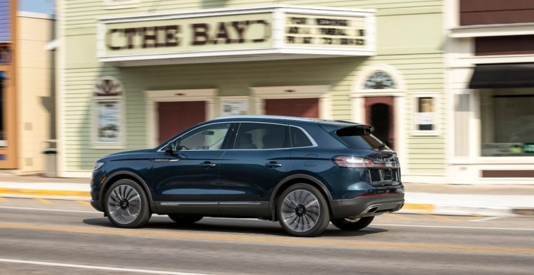 2021 Lincoln Nautilus in Flight Blue