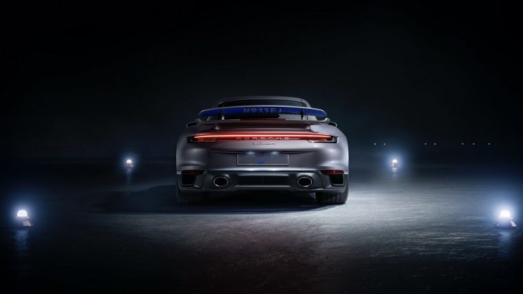 Duet - Porsche 911 Turbo S rear view