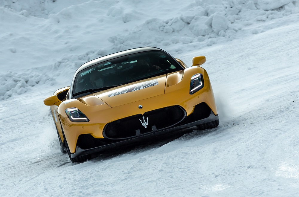 Maserati MC20 Cold Test