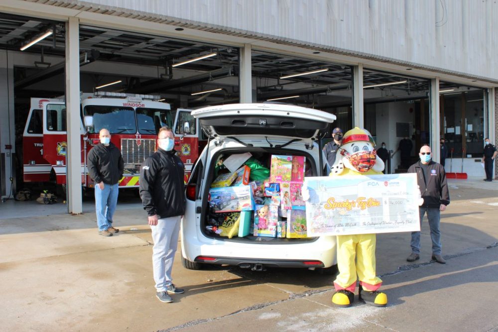 FCA Canada Windsor employees support local toy drive