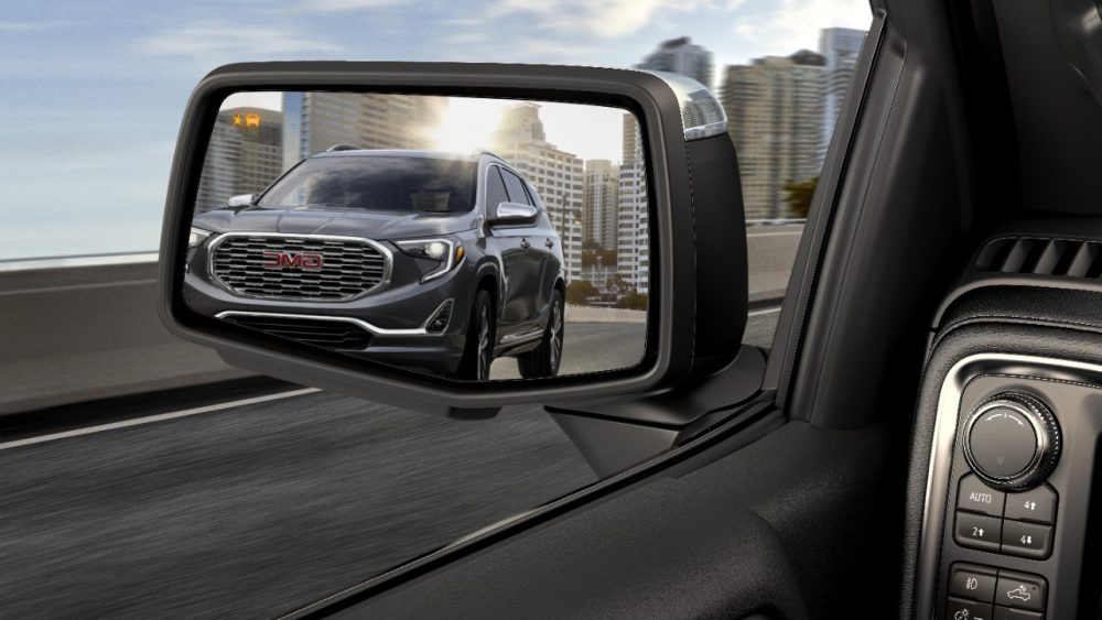 Side Blind Zone Alert giving a mirror alert on the 2019 GMC Sierra Denali 