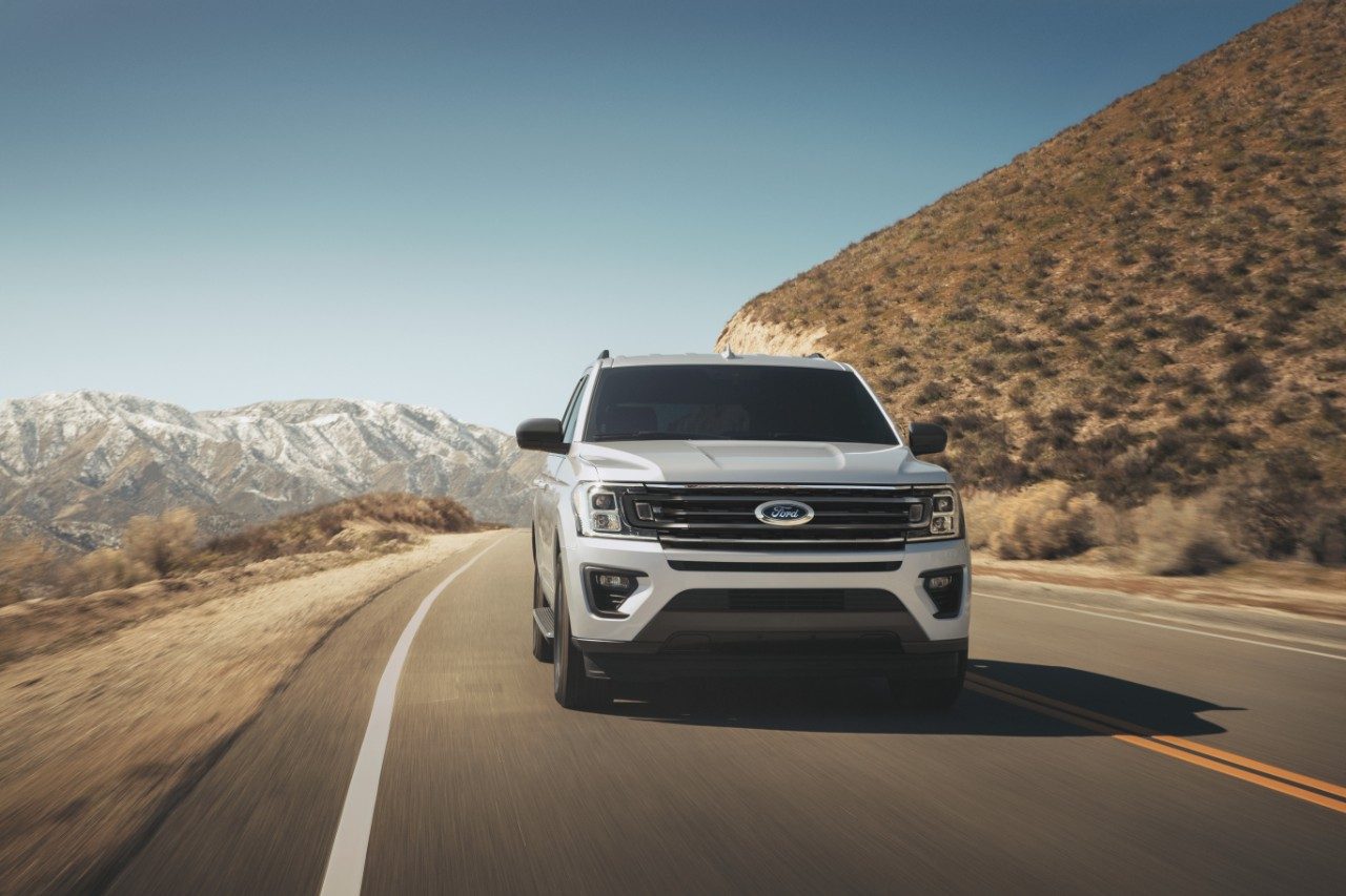 2021 Ford Expedition XL STX action front shot