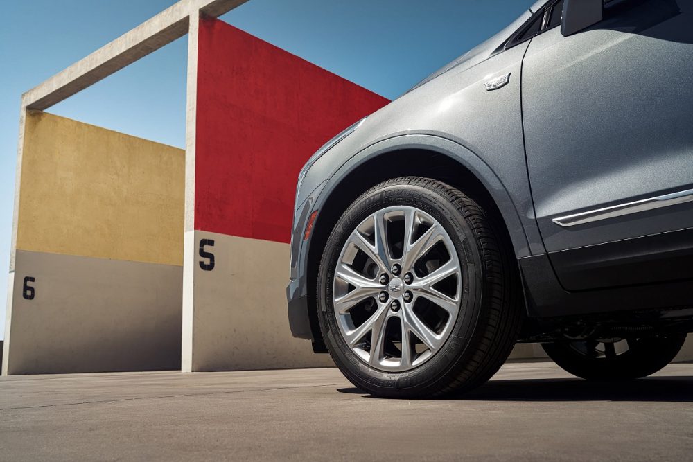 Front wheel of Cadillac XT5