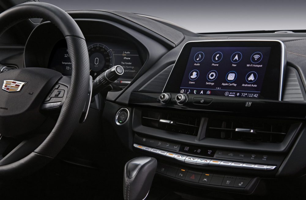 2021 Cadillac CT4 infotainment system