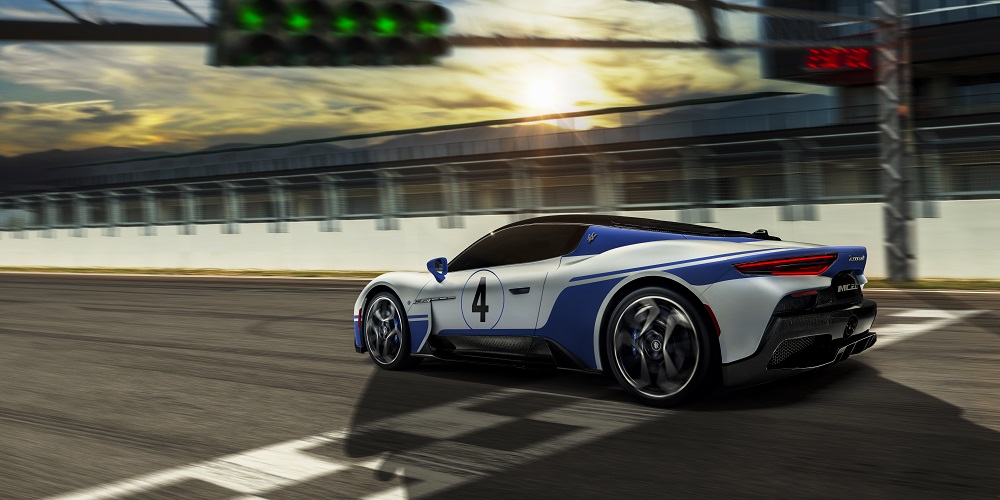 2021 Maserati MC20 at the track