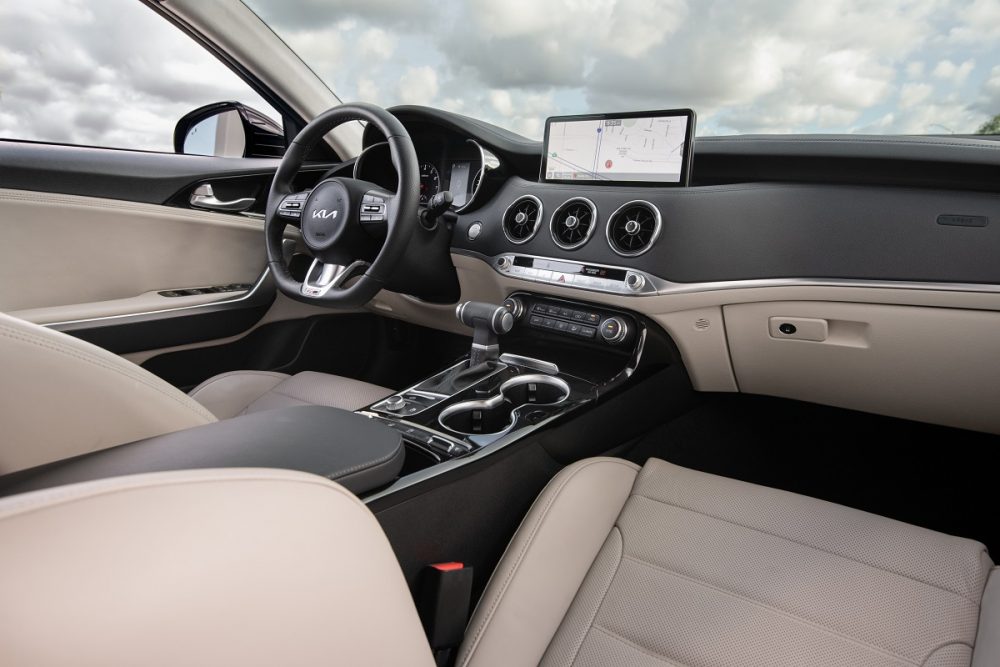 2022 Kia Stinger GT-Line interior