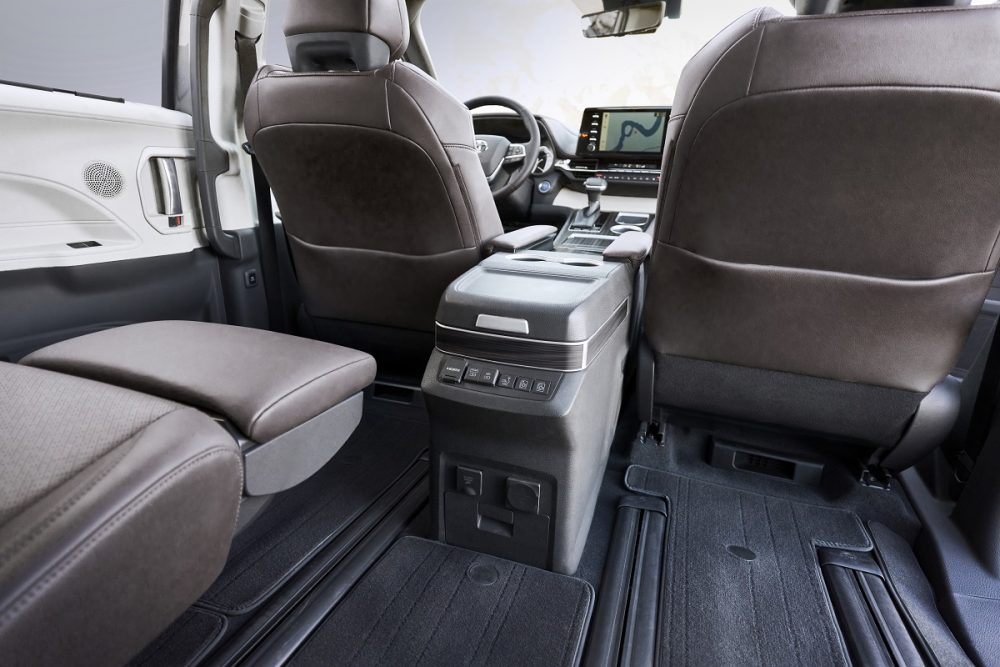 2021 Toyota Sienna Platinum