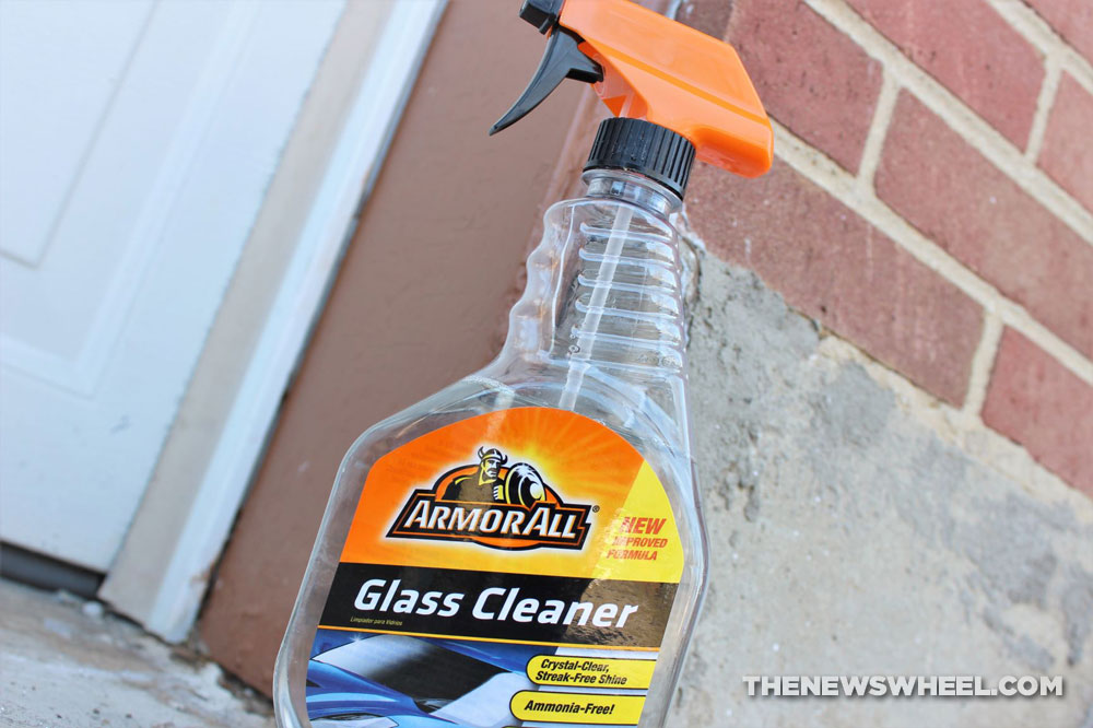 window cleaner spray bottle car washing supplies