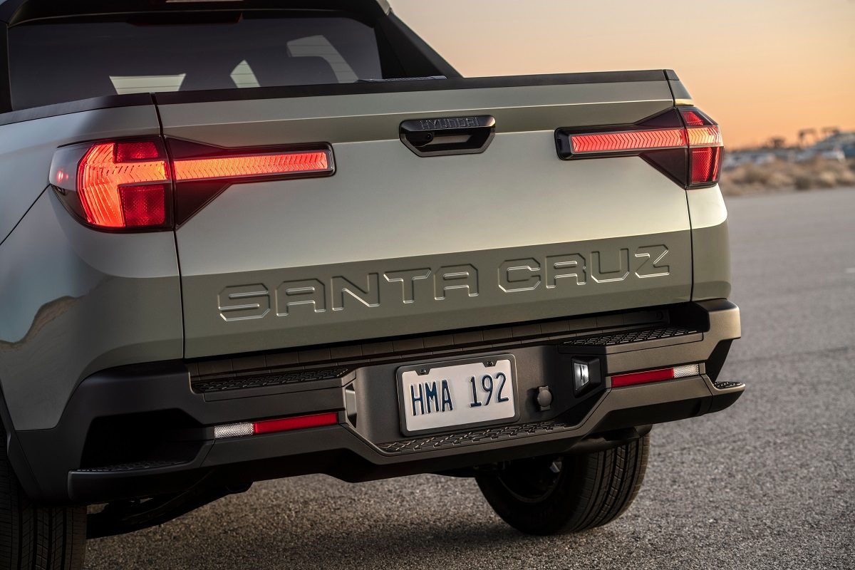 Rear view of 2022 Hyundai Santa Cruz stamped tailgate and taillamps