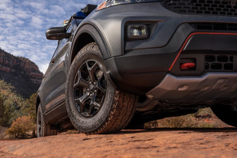 2021 Ford Explorer Timberline wheel and front bumper