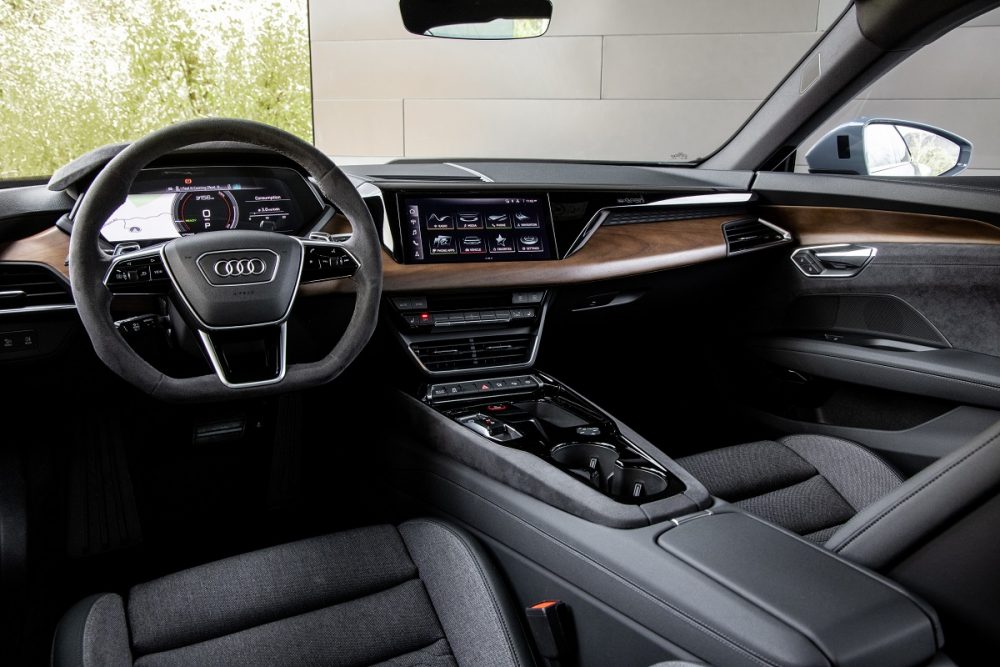 2022 Audi e-tron GT interior (front seat)