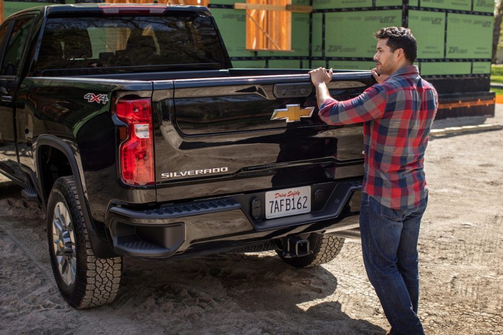 2022 Chevrolet Silverado HD Multi-Flex Tailgate Inner Tailgate Primary Gate Up