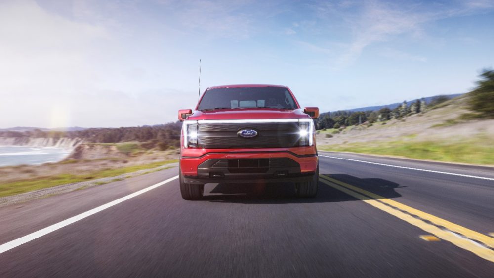 2022 Ford F-150 Lightning Lariat