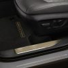 2022 Toyota Highlander Bronze Edition door sill