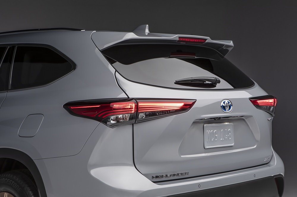 2022 Toyota Highlander Bronze Edition liftgate