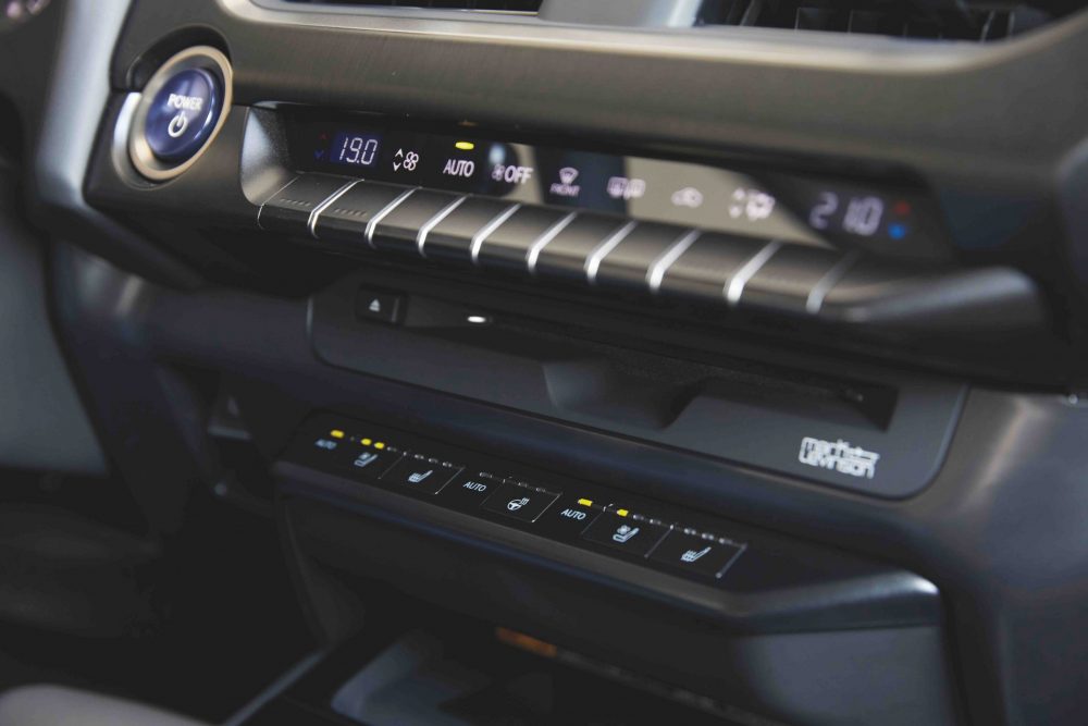 2021 Lexus UX dashboard