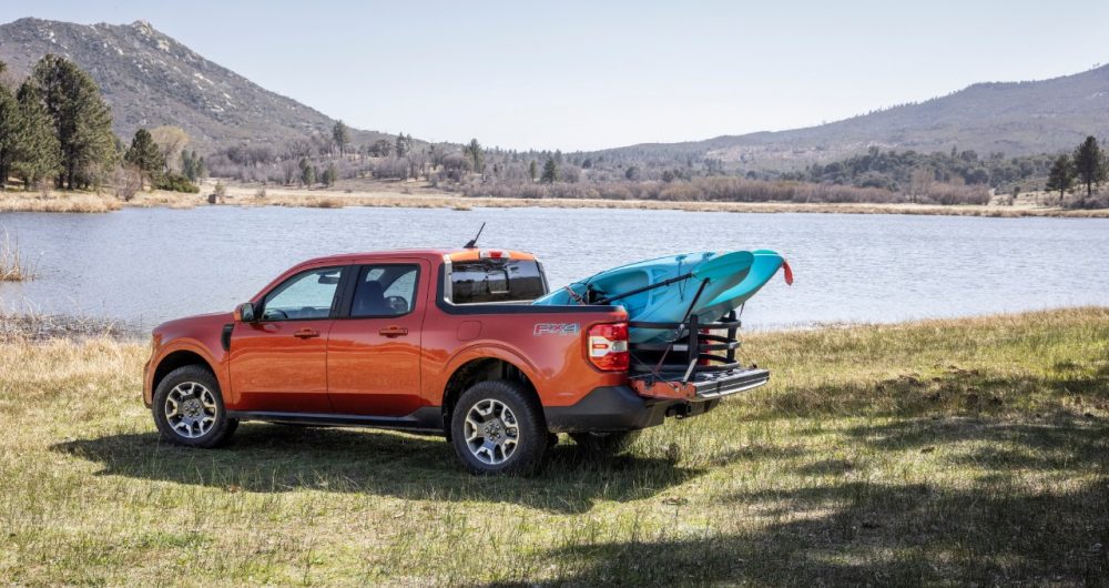 2022 Ford Maverick Lariat with 2.0-liter EcoBoost AWD in Hot Pepper Red FLEXBED