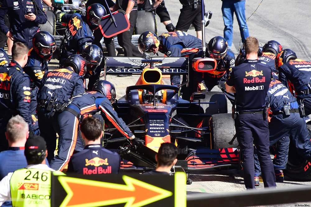 Red Bull Racing practicing pit stops during 2019 pre-season