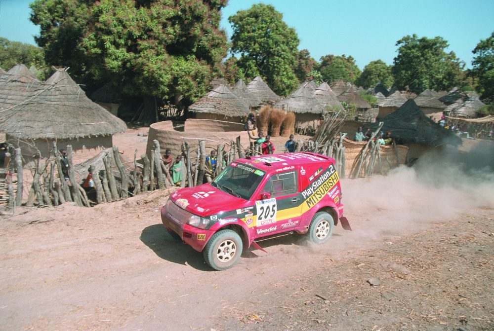 The Pajero racing in the 2001 Dakar Rally