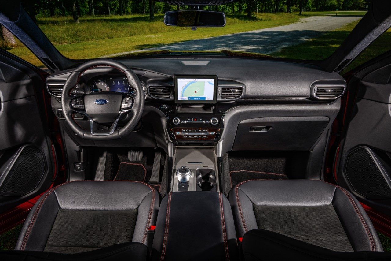 2022 Ford Explorer ST-Line interior