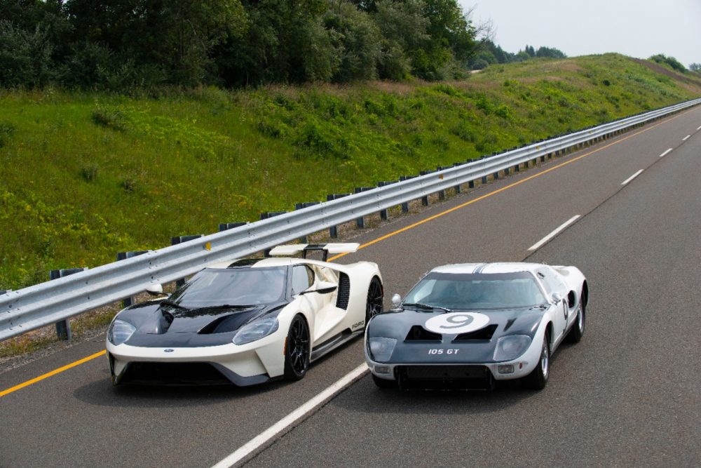 2022 Ford GT 64 Prototype Heritage Edition racing alongside the 1964 Ford GT105 prototype