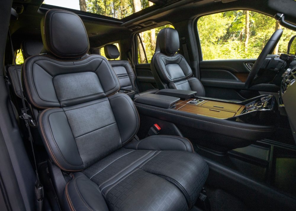 2022 Lincoln Navigator Black Label in Chroma Caviar with Invitation theme Venetian leather seats