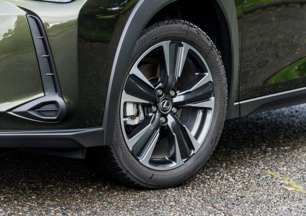 2022 Lexus UX IN Nori Green - Wheel