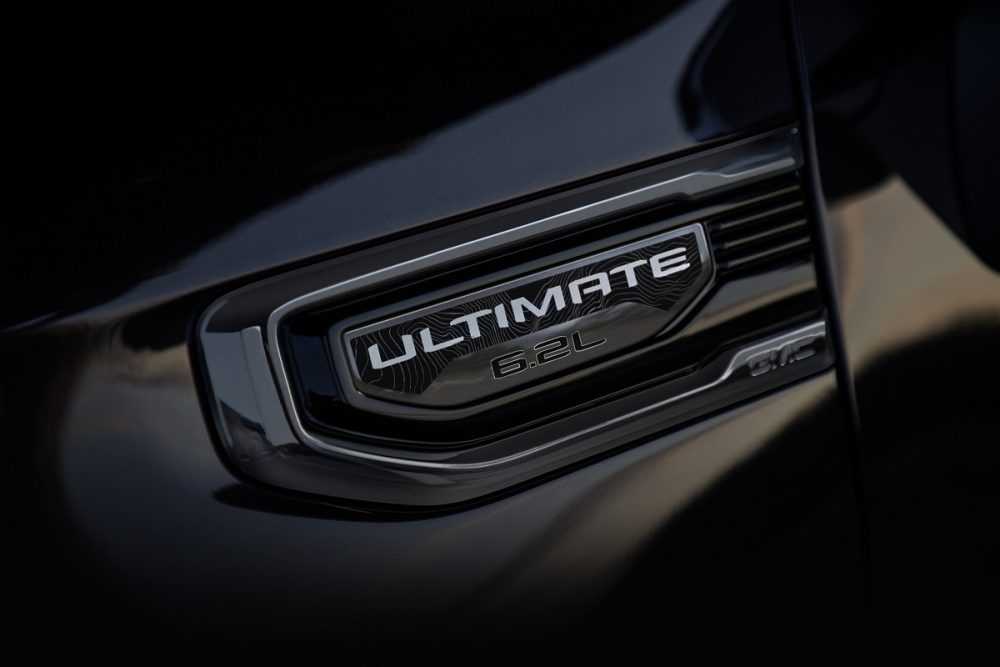 Close-up view of 2022 GMC Sierra Denali Ultimate badge