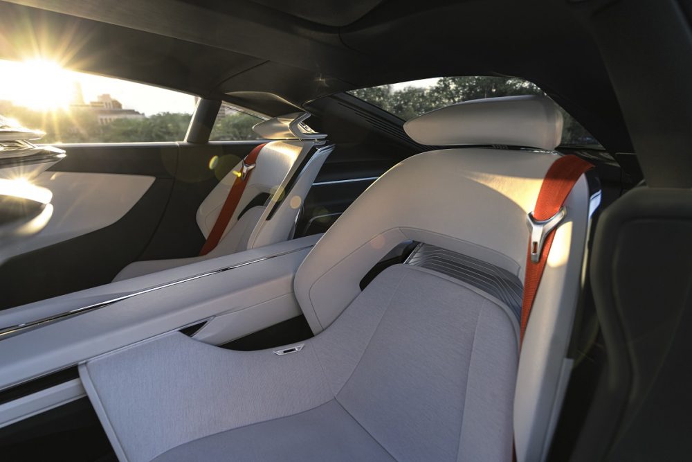 Buick Wildcat EV Concept rear seats and console