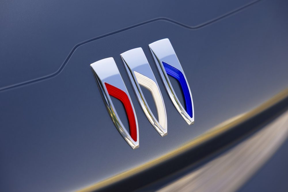 New Buick logo with horizontally aligned tri-shield design