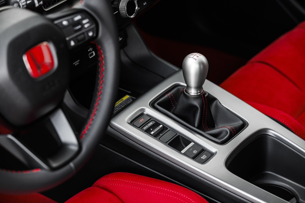 2023 Honda Civic Type R (shifter)