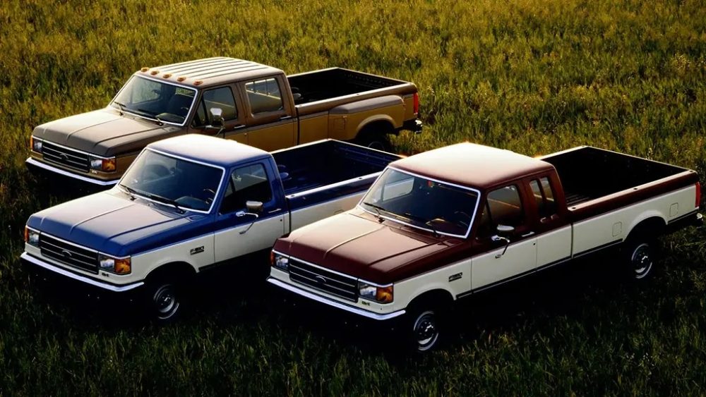 To celebrate 75 years of F-Series trucks, Ford introduces the 2023 F-150 Heritage Edition – a modern take on the timeless 1970s and ’80s two-tone exterior paint offerings featuring the classic style combined with the outstanding durability, capability and technology today’s F-150 customers love.