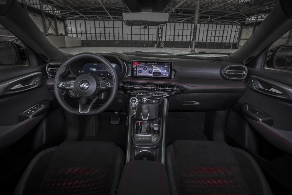 Premium interior touches for the 2023 Dodge Hornet include class-exclusive, racing-oriented Alcantara seats, embellished with unique “red crust” accents that visually burst out and gradually fade, highlighting the unique Alcantara seat perforation.