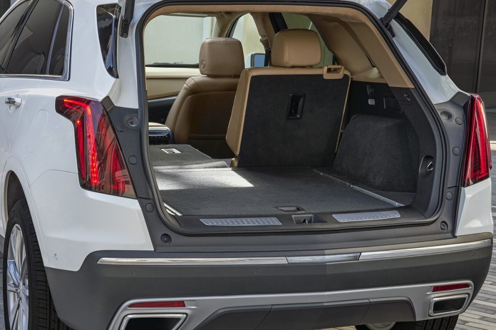 2023 Cadillac XT5 rear liftgate open