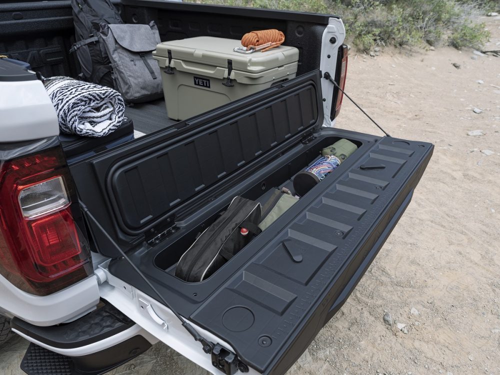2023 GMC Canyon AT4 demonstrating new integrated tailgate storage compartment