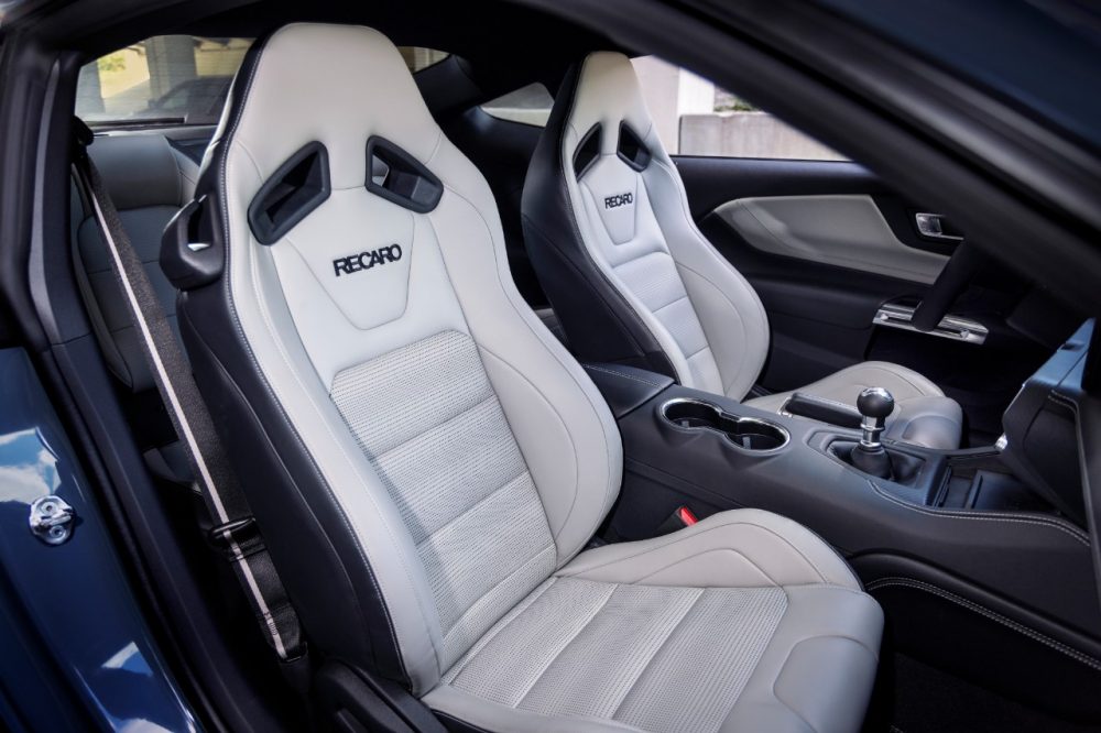 2024 Ford Mustang sport seats