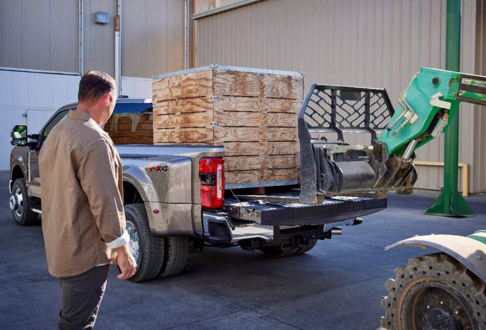 2023 Ford Super Duty F-350 Lariat