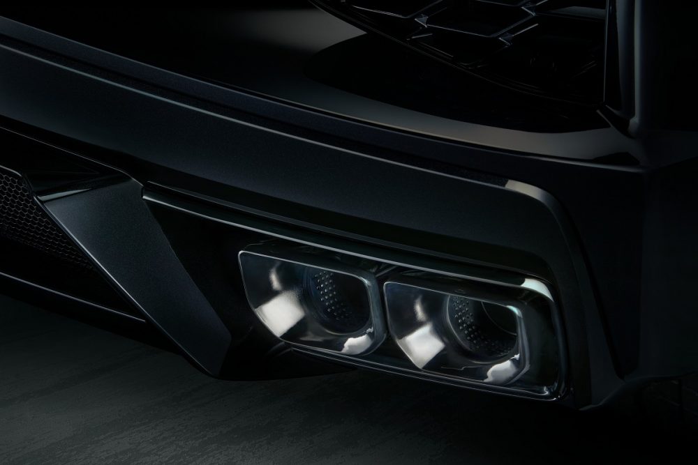 2023 Chevrolet Corvette Stingray 70th Anniversary Edition exhaust outlets