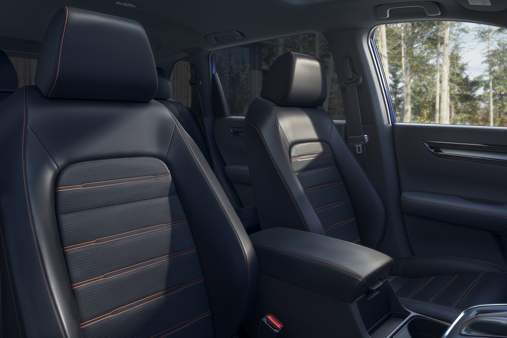 2023 Honda CR-V Sport Touring (front seats)