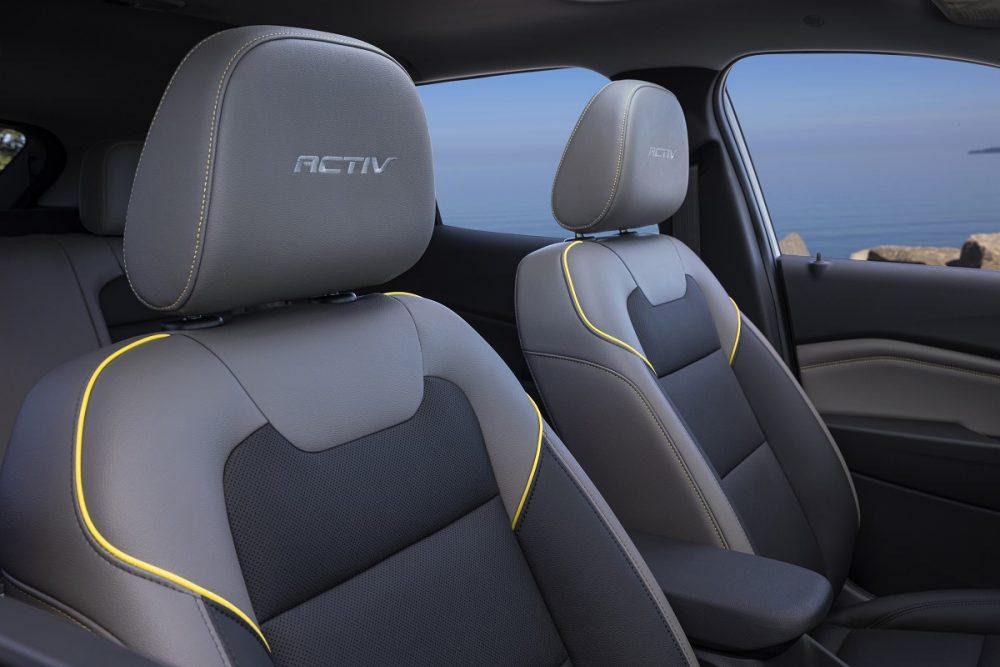 Front seat headrests in 2024 Chevrolet Trax ACTIV