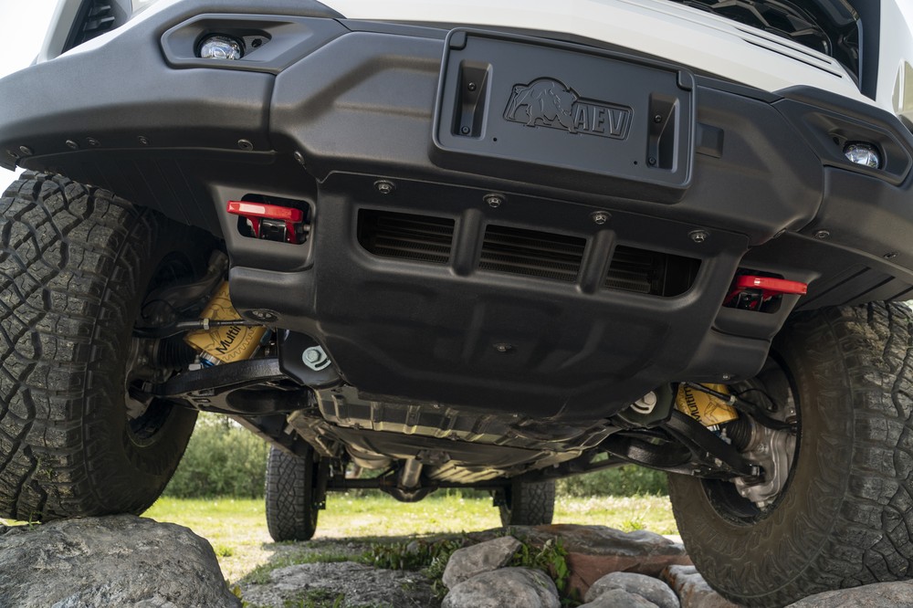 2024 Chevrolet Colorado ZR2 Bison 12 (front underbelly)