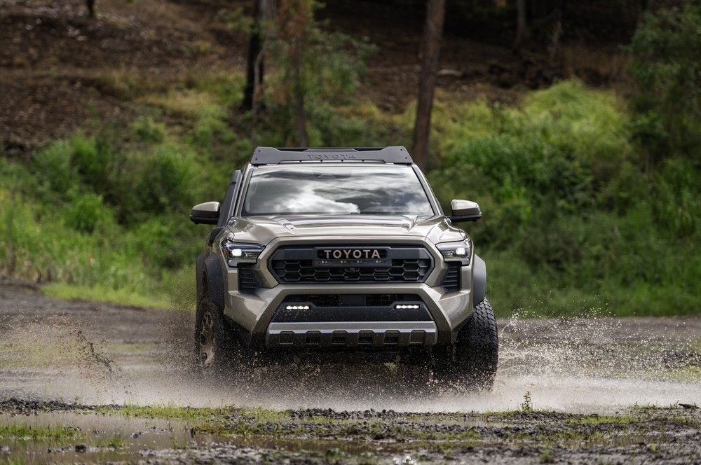 2024 Toyota Tacoma Trailhunter - front