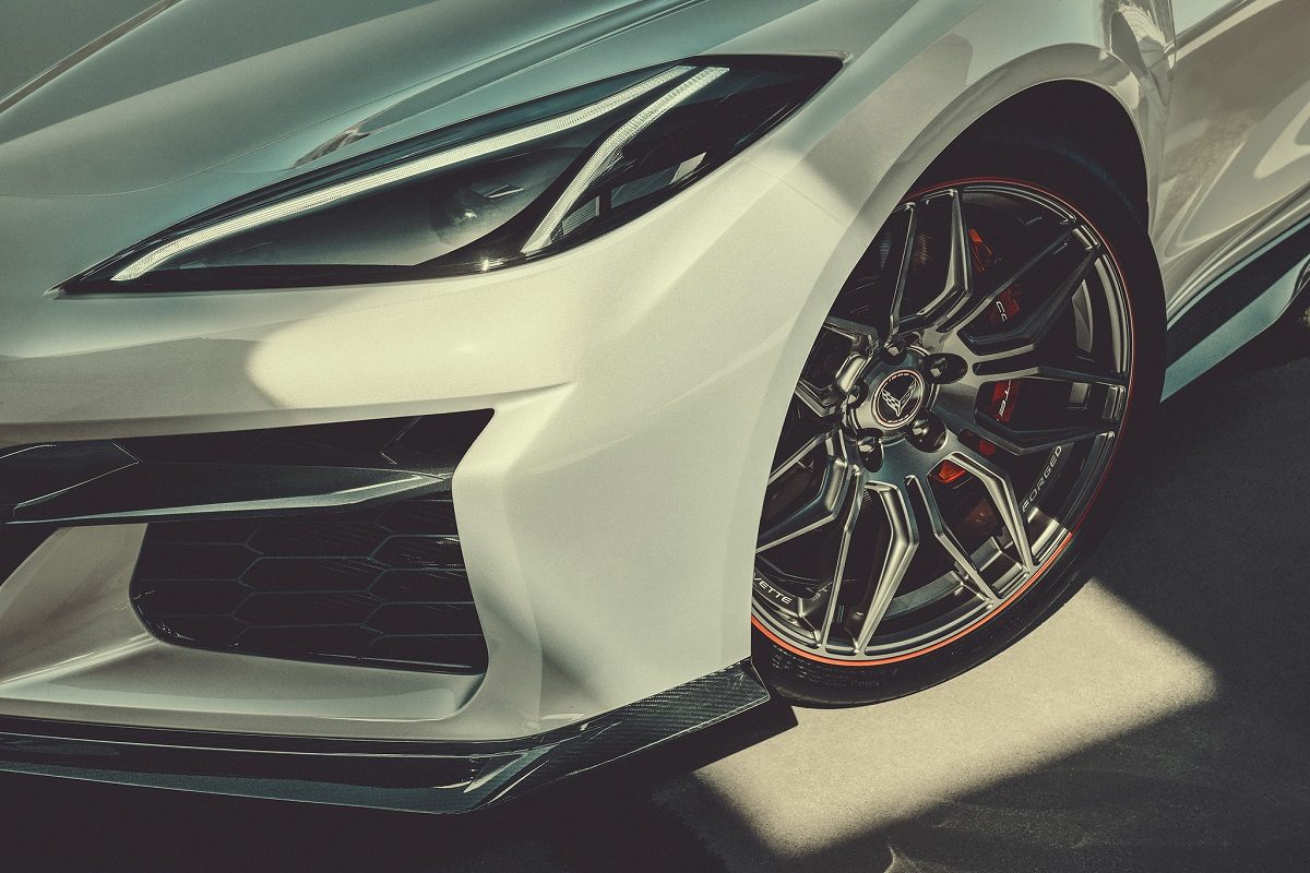 Exterior close up view of the 2024 Corvette Z06 wheels