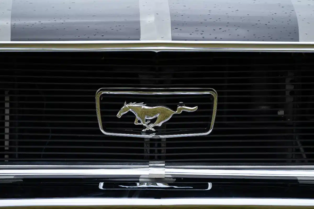 Reviving the past: the 1993 Ford Mustang meets modern innovation