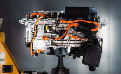 Bmw third-generation hydrogen fuel-cell system