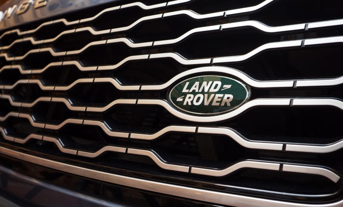 Land Rover logo