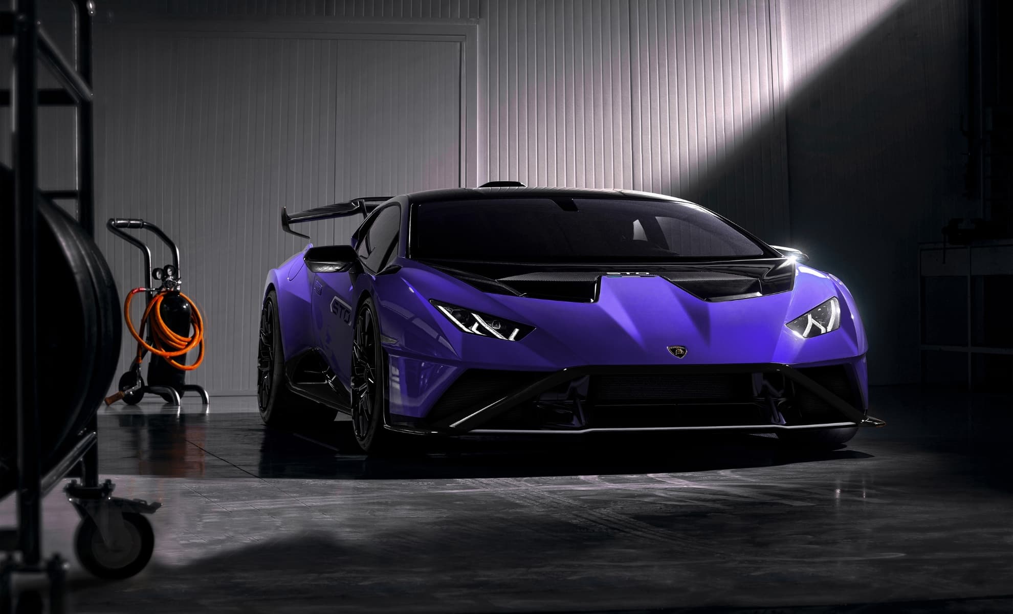 Purple Lamborghini Aventador