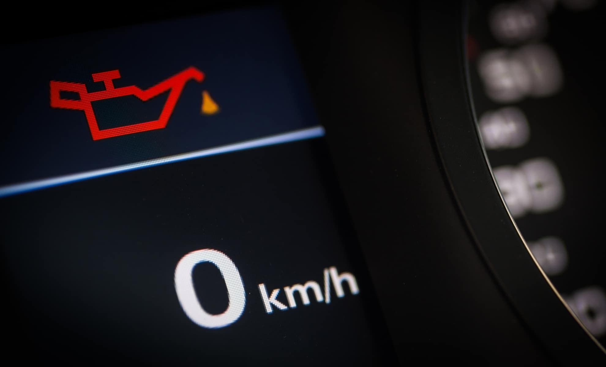 oil light symbol in a car