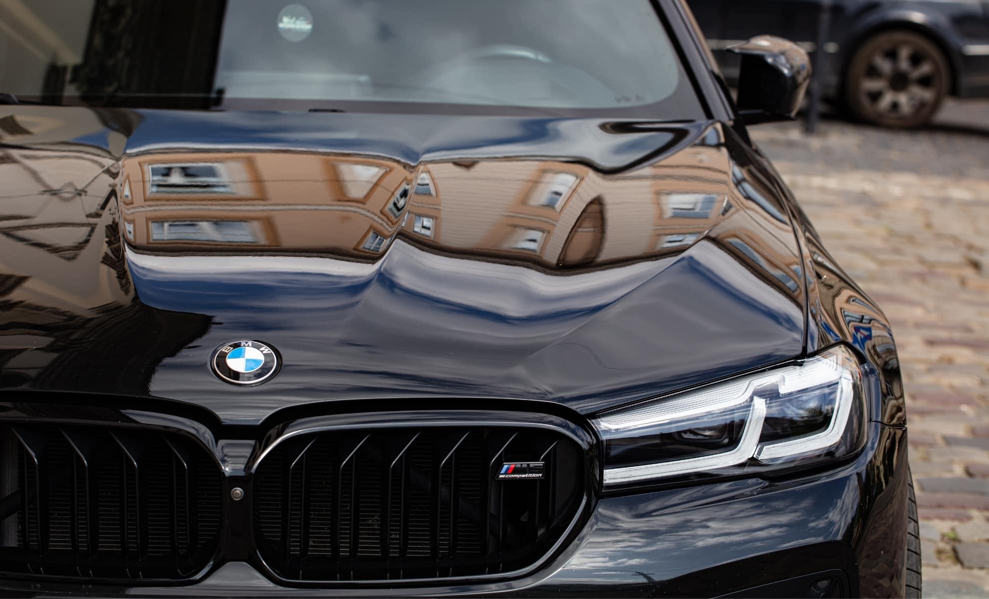 BMW logo on a BMW car