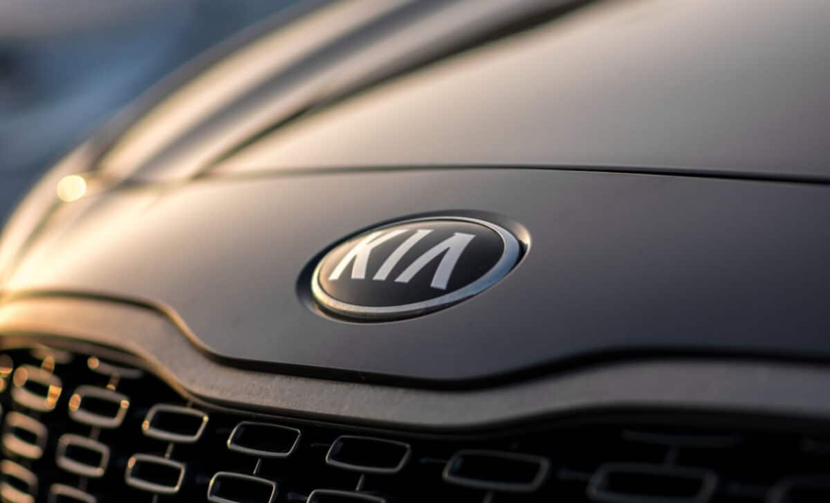 Kia emblem